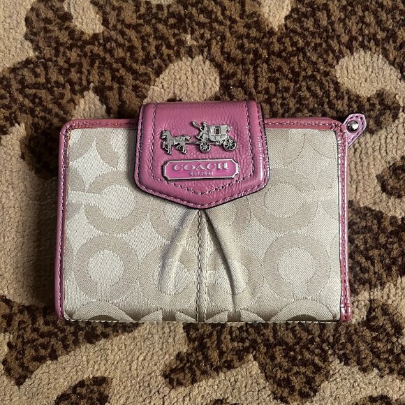 COACH Vintage Beige and Pink Wallet - Picture 1 of 4